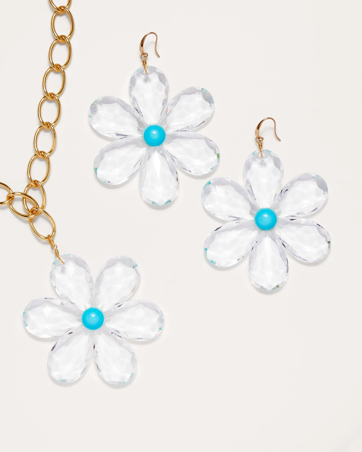 Bobbi Flower Pendant Necklace - Image 9